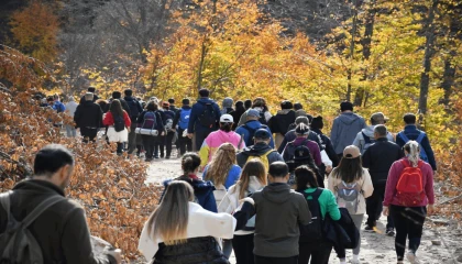 Balıkesir’de Öğretmenler Günü doğa yürüyüşüyle kutlandı