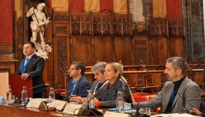 Başkan Aras, Barselona’daki MedCities Genel Kurulu’nda konuştu