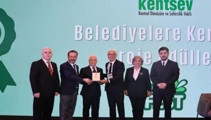 Bursa Büyükşehir’e ’akıllı şehir’ ödülü