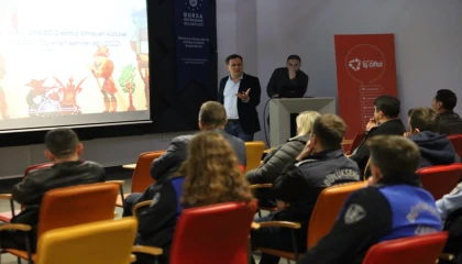 Bursa Büyükşehir’in turistik noktalarında görev alan personeline ’değerler’ eğitimi