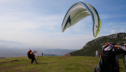 Bursa Gürsu’nun yanan ormanlarına gökyüzünden umut serpildi