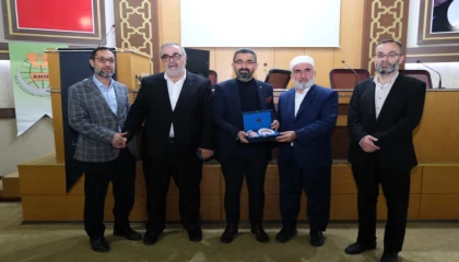 Bursa İnegöl’de Aile Okulu’nda ’tesettür ve mahremiyet’ semineri