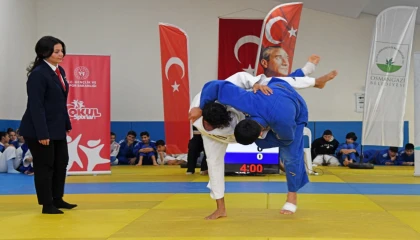 Bursa Osmangazili judocular madalyaya doydu
