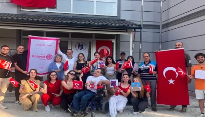 Bursa Rotaract’tan ’Cumhuriyet Yolu Projeleri’ ile anlamlı etkinlikler