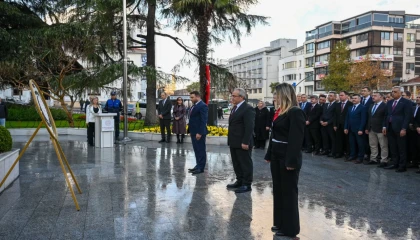 Bursa’da 24 Kasım Öğretmenler Günü kutlandı