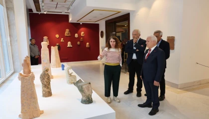 Bursa’da ’Gözlerimin Önündesin’ sergisi 30 Kasım’ kadar açık