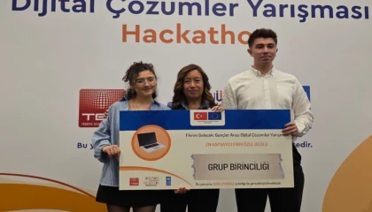 Bursalı gençlerin dijital projesine ödül