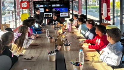 Çocuklar Pancar Deposu’nda sanatla buluştu