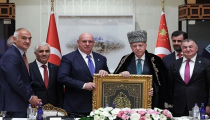 Cumhurbaşkanı Erdoğan, Ahıska Türkleri’ni ağırladı