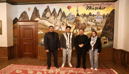 Filistinli öğrencilerden Başkan Rasim Arı’ya özel teşekkür