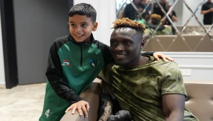 Galatasaray maçının yıldız ismi yeşil-siyahlı taraftarlarla buluştu