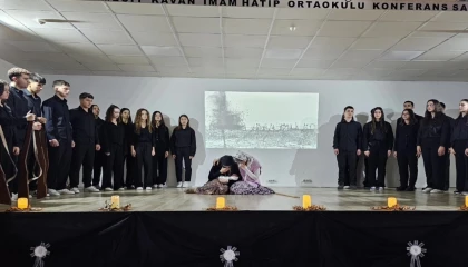 Gazi Mustafa Kemal Atatürk Gölcük’te şükran ve minnetle anıldı