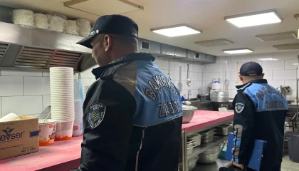 İstanbul Bakırköy’de yiyecek içecek işletmelerine zabıta denetimi