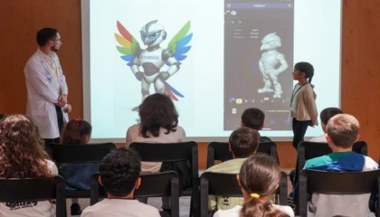 İstanbul Beylikdüzü’nde geleceği kodlayan dijital eğitim sürüyor