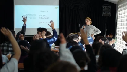 İstanbul Beylikdüzü’nde kadına şiddete karşı birlik ve dayanışma