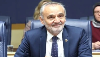 İYİ Partili Akalın: Gençlere bütçe değil, borç veriliyor