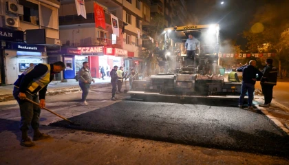 İzmir Bornova’da gece mesaisi