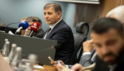 İzmir Büyükşehir ve ESHOT’un 2026 bütçesi onaylandı