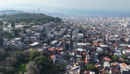İzmir Kadifekale’de tahliye ve yıkımlar sürüyor