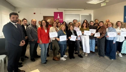 İzmir Meslek Fabrikası’nda sertifika sevinci