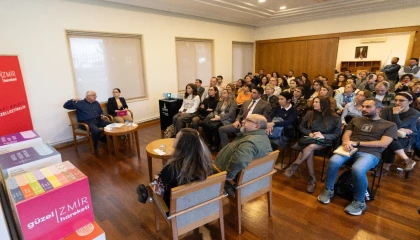 İzmir’de ”Şato’da Kamusal Mekân Söyleşileri” başladı