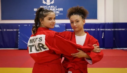 Kağıtsporlu Ceylin ve Kardelen judoda istikbal vadediyor