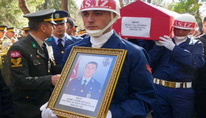 ’Keşke’si gerçek oldu..! Şehit astsubay Ahmet Yasir Kuyucu Konya’da gözyaşlarıyla uğurlandı