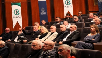 Kocaeli’de 5 bin riskli yapı için dönüşüm başlıyor... Dönüşüm emlakçılara anlatıldı