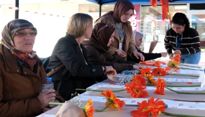 Kocaeli’den kadına şiddete turuncu farkındalık