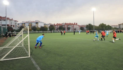 Konya Karatay’da birimler futbolda buluştu