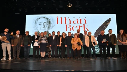 Manisa’da İlhan Berk şiir ödülü genç şaire verildi