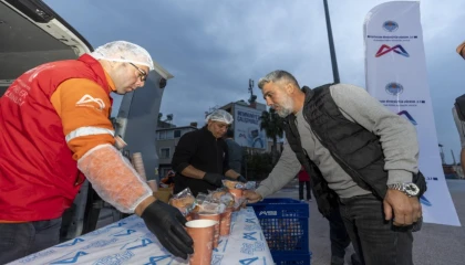 Mersin’de “1 Ekmek 1 Çorba”projesi yeniden başladı