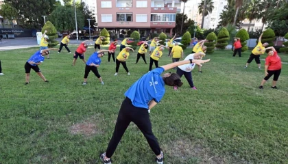 Mersin’de emeklilere “Sabah Sporu” etkinliği