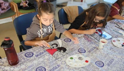 Muğla atölyelerinde Atatürk temalı sanat çalışmaları