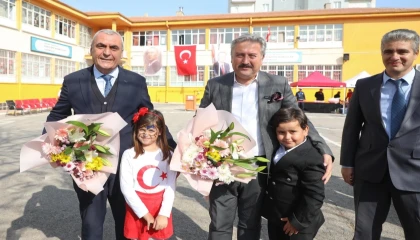 Mustafa Palancıoğlu’dan Esentepe Mumcular İlkokulu’na ziyaret