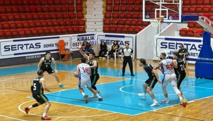 Sakarya Büyükşehir Adana potasından galip döndü