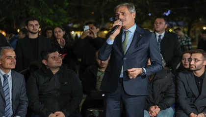 Sakarya’da Başkan Alemdar, üniversitelilerle buluştu