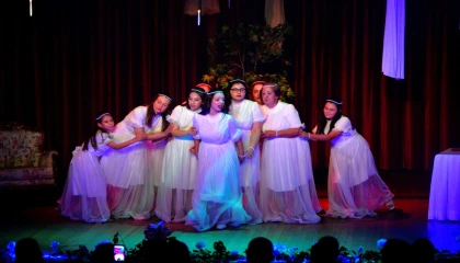 “Sevgi Elçileri” ilk kez Bornova’da sahnelendi