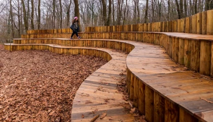 Sonbaharda huzurun adresi Ormanya’da kartpostallık görüntüler