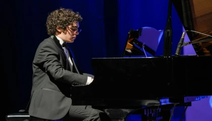 Trabzon’da piyano resitali büyük alkış aldı