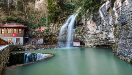 Trabzon’un tarihi ve doğal güzelliklerine ziyaretçi akını