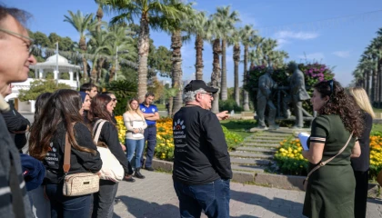 Türkiye’de ilk kez İzmir’de hayata geçirildi... Kent Denetçileri iş başında