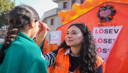 Uludağ Enerji ve LÖSEV ’Turuncu Çadır’da buluştu