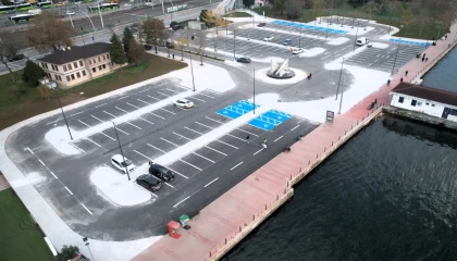 1 Mart Vapur İskelesi Otoparkı nefes aldırdı