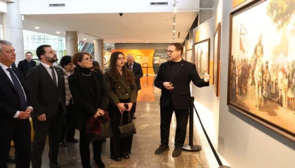 Bakan Bolkvadze Bursa’da Panorama 1326’yı gezdi