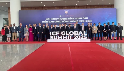 Başkan Bozbey akıllı şehir yolculuğunu dünyaya tanıttı