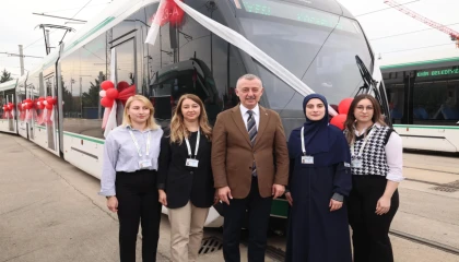 Başkan Büyükakın: Vatman olmak isteyen kadınlara kapımız açık