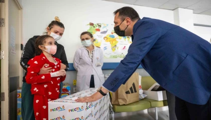 Bornova’da minik kalplere dayanışma desteği