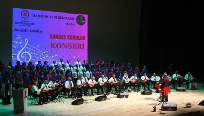 Denizli’de sanatseverlere ’Kardeş Korolar Konseri’