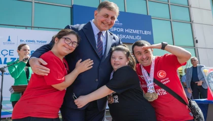Engelleri aşarak İzmir’e gurur yaşattılar!